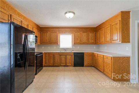 5007 Deer Run Dr, Crouse, NC 28033 photo 6