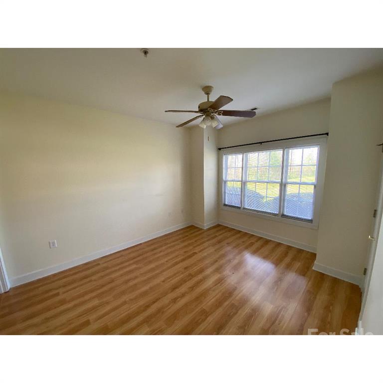  8957 Meadow Vista Rd, Charlotte, NC 28213 photo 6