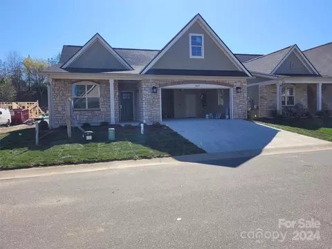 837 Wynnshire 52 Dr #52, Hickory, NC 28601