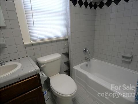 809 3rd St SE, Conover, NC 28613 photo 10