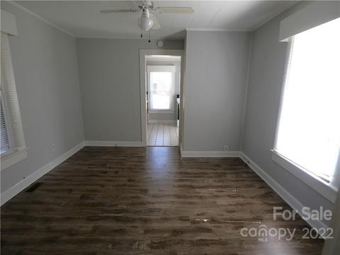 809 3rd St SE, Conover, NC 28613 photo 9