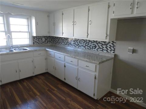 320 Morehead Rd, Marion, NC 28752 photo 13