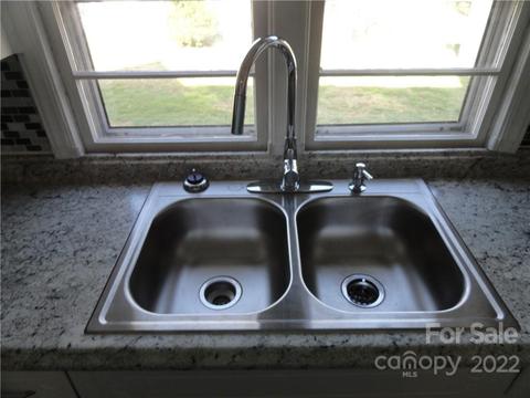 320 Morehead Rd, Marion, NC 28752 photo 17