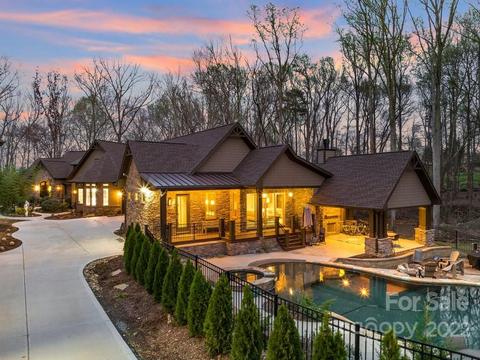 12317 Bailey Rd, Cornelius, NC 28031 photo 2