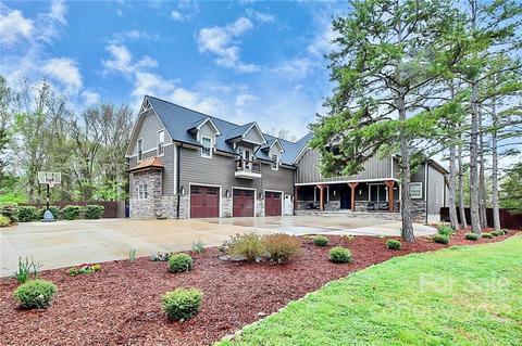 10760 Dellinger Dr, Davidson, NC 28036 photo 1