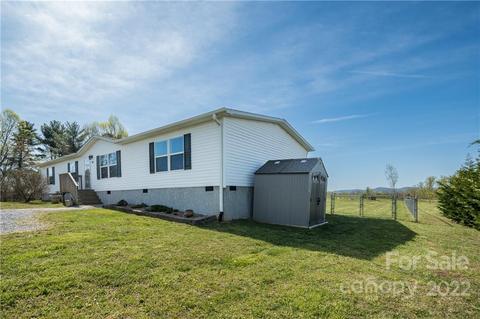 184 Albert Dr, Flat Rock, NC 28731 photo 3