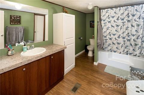 184 Albert Dr, Flat Rock, NC 28731 photo 15
