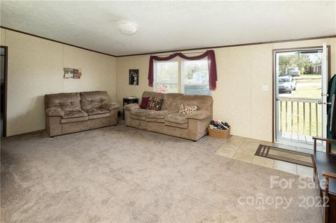 184 Albert Dr, Flat Rock, NC 28731 photo 6
