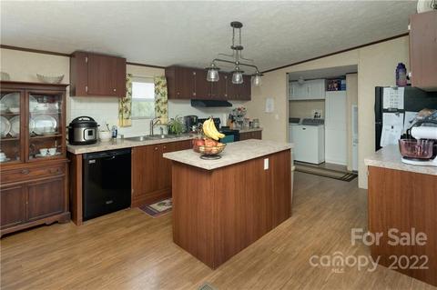 184 Albert Dr, Flat Rock, NC 28731 photo 7