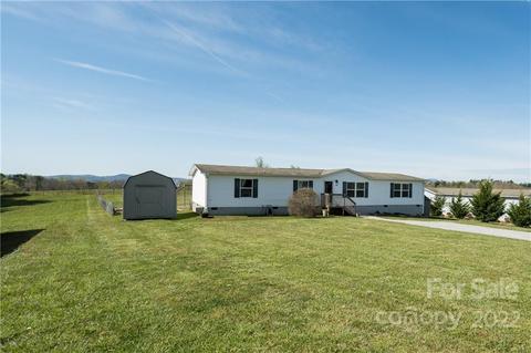 184 Albert Dr, Flat Rock, NC 28731 photo 2