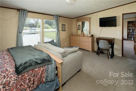 184 Albert Dr, Flat Rock, NC 28731 photo 12