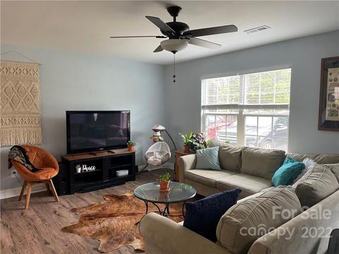 1417 Foxbrook Cir, Lancaster, SC 29720 photo 3