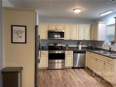1417 Foxbrook Cir, Lancaster, SC 29720 photo 4