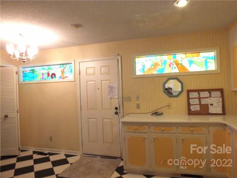 1760 Windsor Dr, Lancaster, SC 29720 photo 3