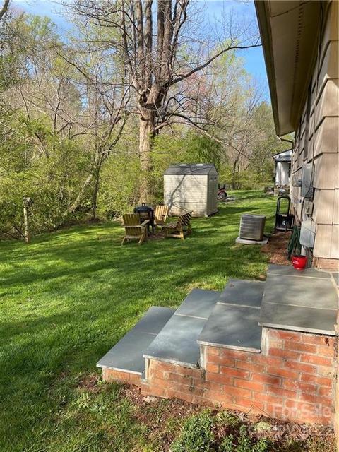 124 Brookside Ln, Morganton, NC 28655 photo 8