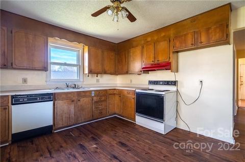 112 Walker Rd, Morganton, NC 28655 photo 5
