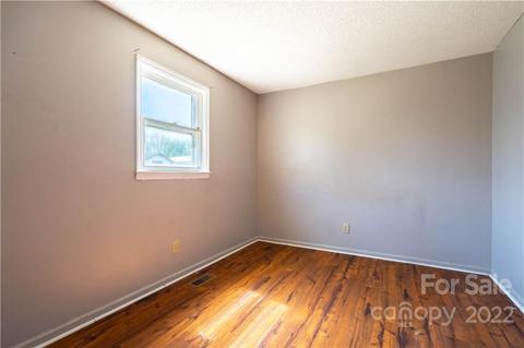 112 Walker Rd, Morganton, NC 28655 photo 12