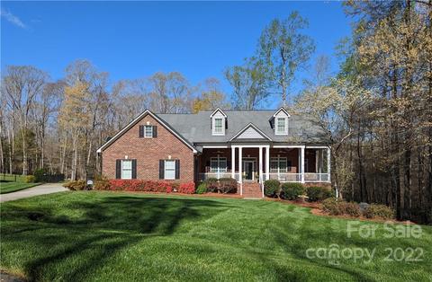 1606 Marchele Ct, Stanley, NC 28164 photo 2