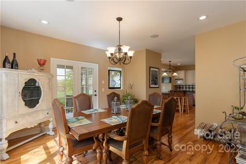 59 Bluebird Ln, Tryon, NC 28782 photo 11
