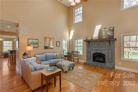 59 Bluebird Ln, Tryon, NC 28782 photo 7