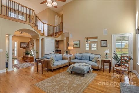59 Bluebird Ln, Tryon, NC 28782 photo 9