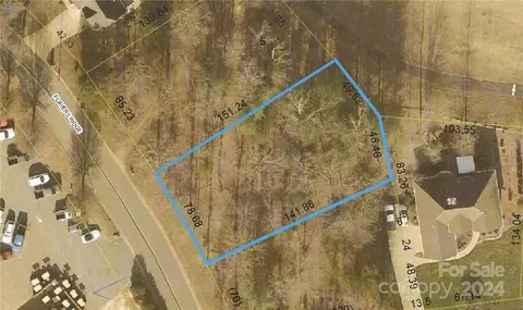 Players Ridge Road, Hickory, NC 28601