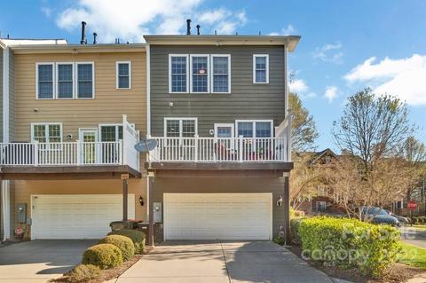 584 Sixth Baxter Xing, Fort Mill, SC 29708 photo 3