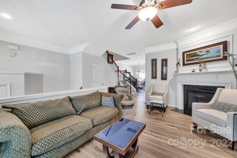584 Sixth Baxter Xing, Fort Mill, SC 29708 photo 5
