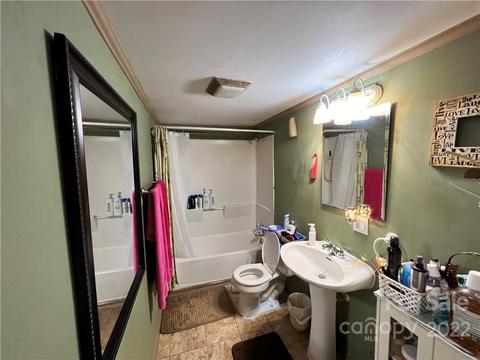 400 10th St, Kannapolis, NC 28083 photo 5