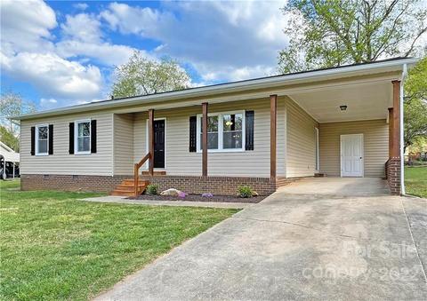 4555 Queens Rd, Hickory, NC 28602 photo 1