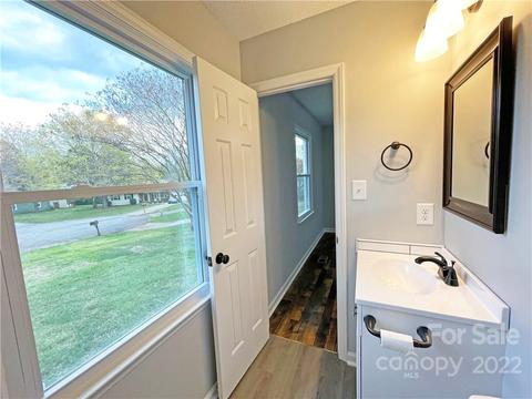 4555 Queens Rd, Hickory, NC 28602 photo 20