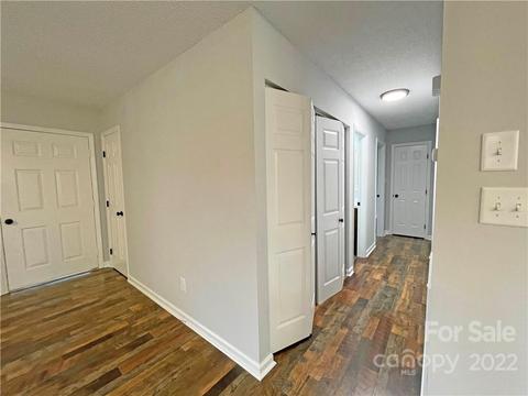 4555 Queens Rd, Hickory, NC 28602 photo 11