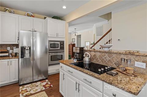 543 Beaty St, Davidson, NC 28036 photo 10