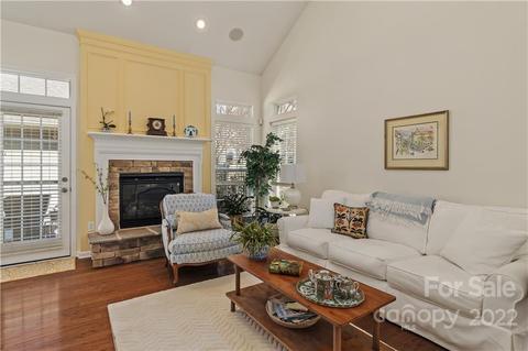 543 Beaty St, Davidson, NC 28036 photo 13