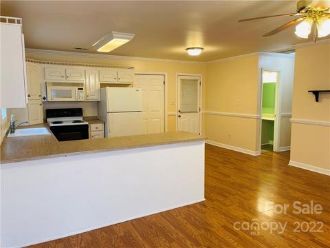 1038 Suttle Rd, Lancaster, SC 29720 photo 4