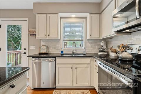 10130 Washam Potts Rd, Cornelius, NC 28031 photo 7