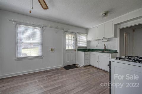 112 S Pine St, Lowell, NC 28098 photo 11