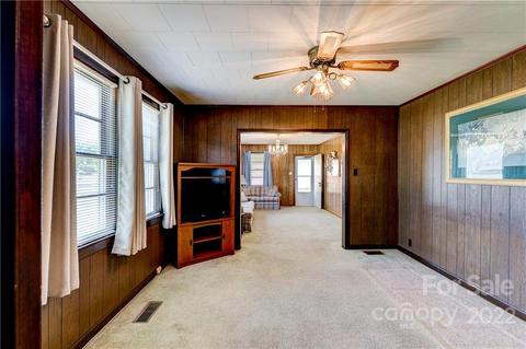 1066 Laurel Ave, Lancaster, SC 29720 photo 7