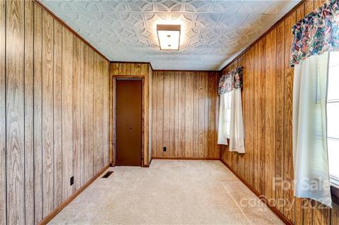 1066 Laurel Ave, Lancaster, SC 29720 photo 8