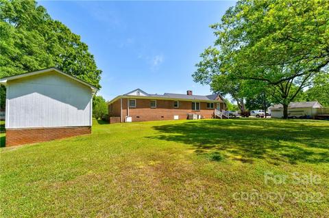 1066 Laurel Ave, Lancaster, SC 29720 photo 23