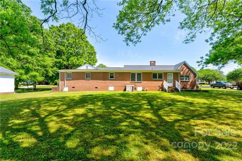 1066 Laurel Ave, Lancaster, SC 29720 photo 22