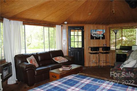356 Autumn Ln, Tryon, NC 28782 photo 13