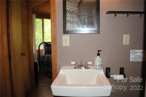 356 Autumn Ln, Tryon, NC 28782 photo 16