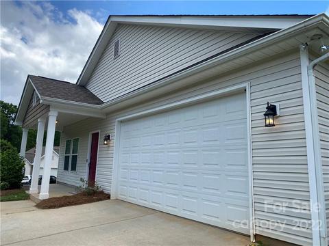 5807 Decapolis Dr, Wingate, NC 28174 photo 2