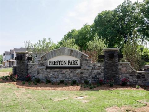 141 Cedar Knoll Cir, Pineville, NC 28134 photo 4