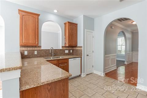 19138 Coachmans Trce, Cornelius, NC 28031 photo 10