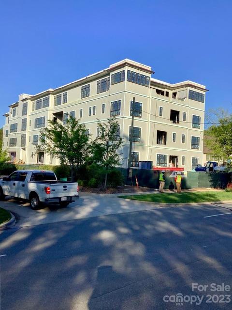 1174 Queens Rd, Charlotte, NC 28207