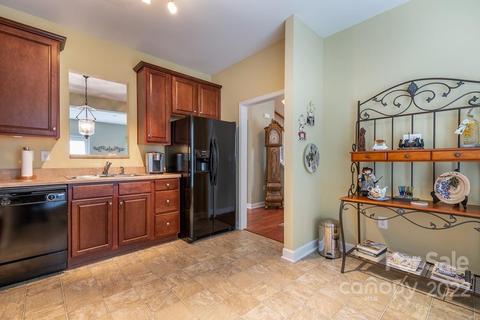 8826 Westwind Point Dr, Cornelius, NC 28031 photo 5