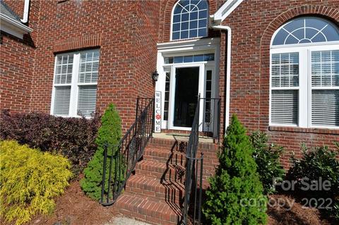 19527 Dufour Ct, Cornelius, NC 28031 photo 4