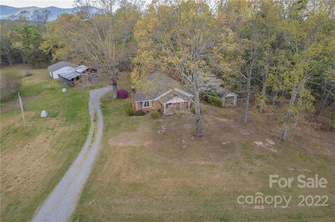 314 Henderson Rd, Tryon, NC 28782 photo 4